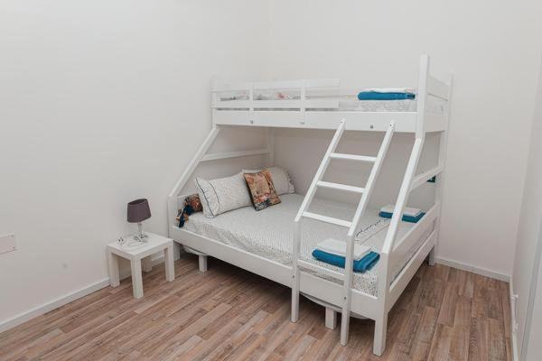 Hostel Nana Wlora Zewnętrze zdjęcie
